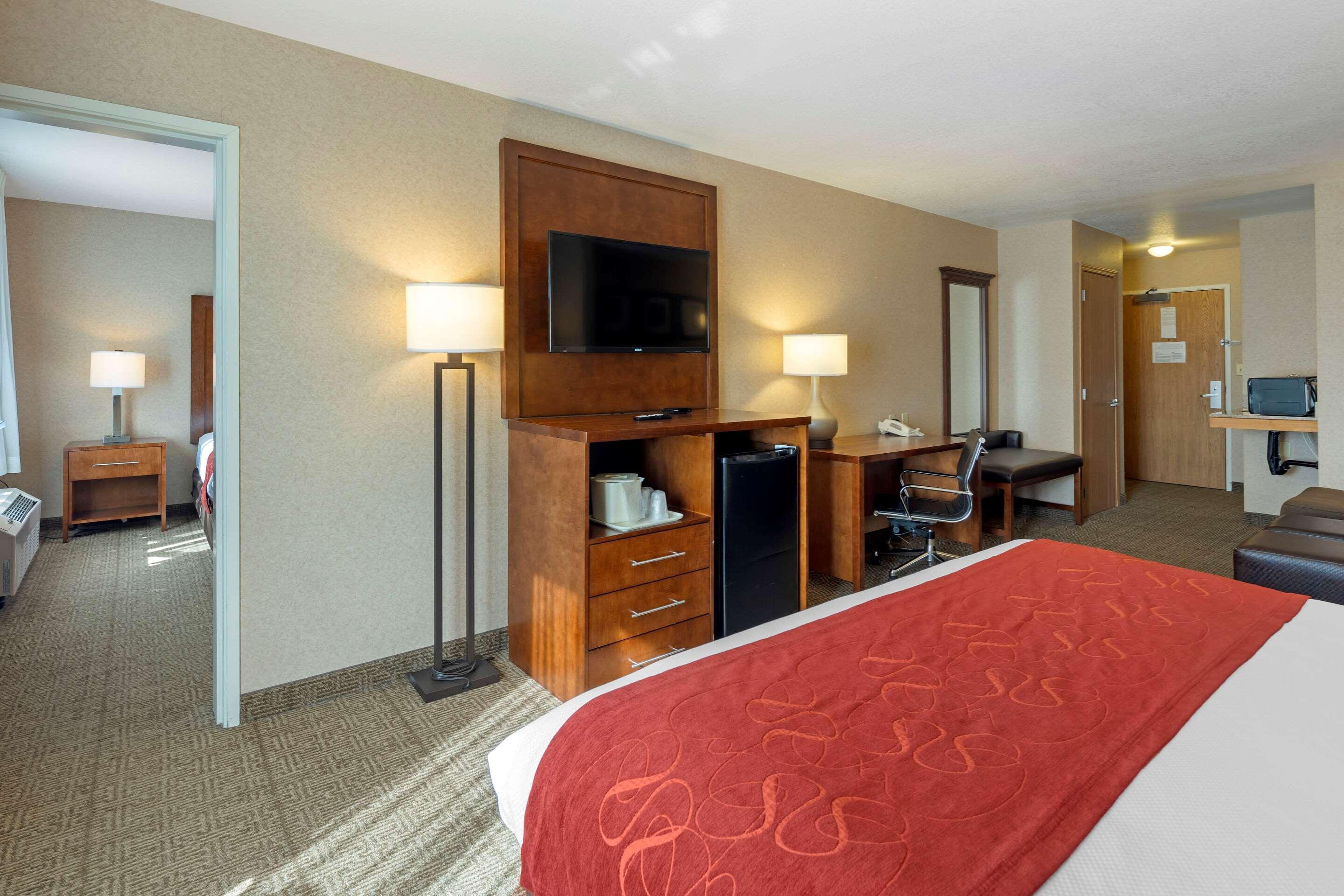 Comfort Suites Anchorage International Airport Exterior foto