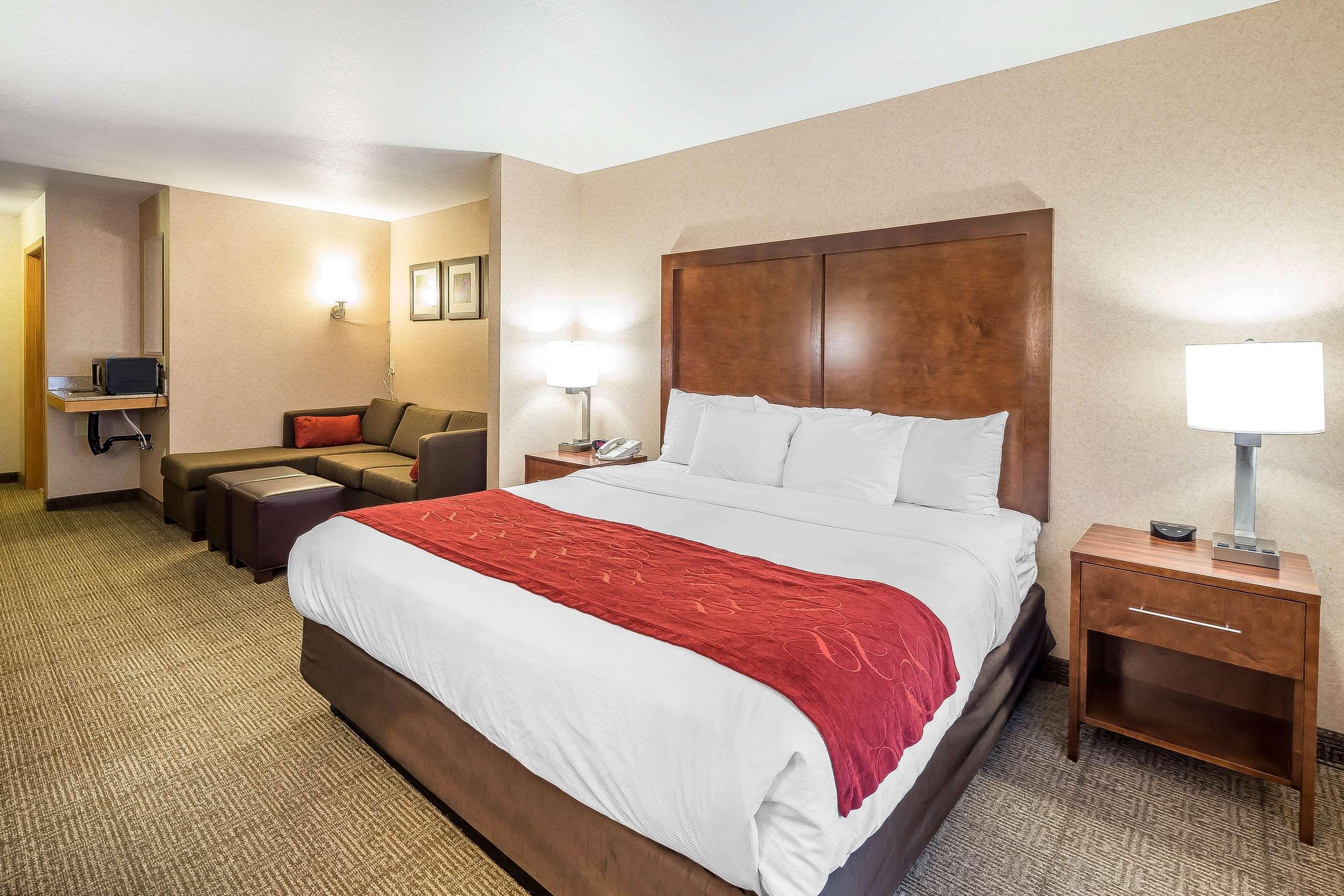 Comfort Suites Anchorage International Airport Exterior foto